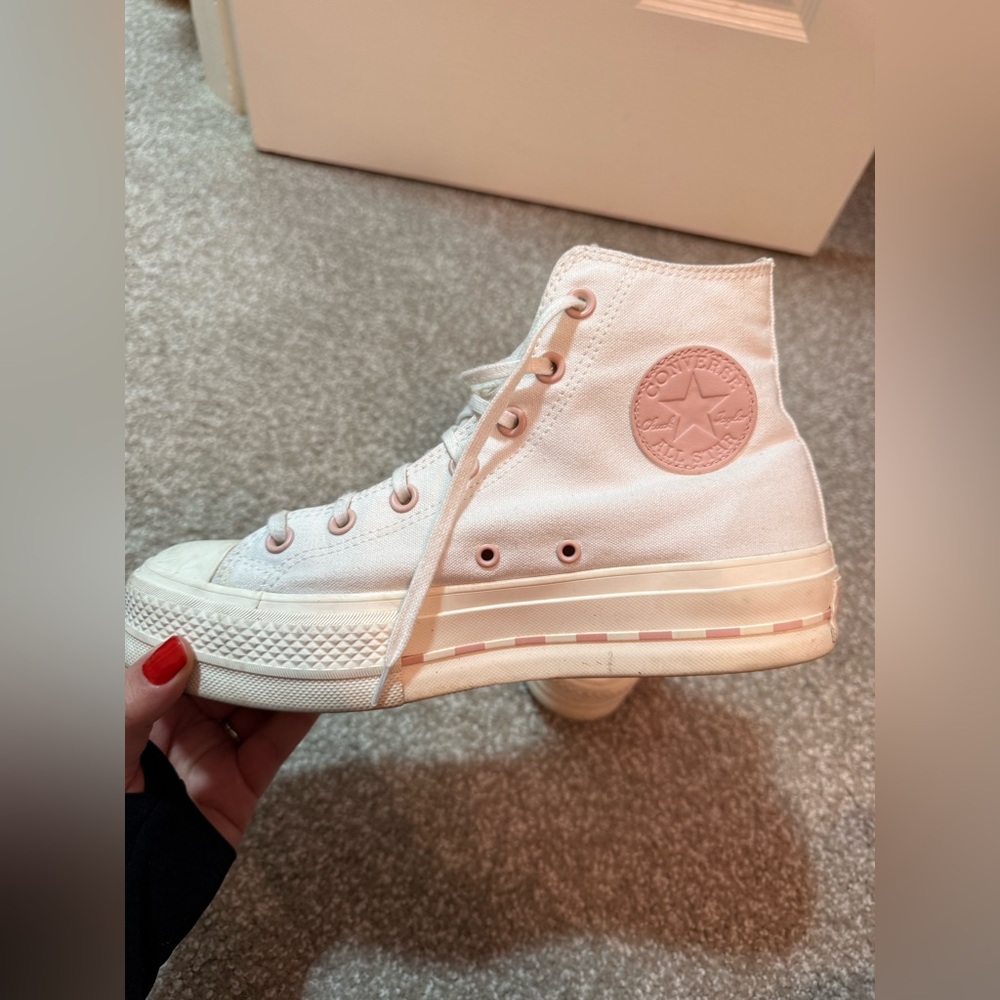Converse Chuck Taylor High Top Sneakers Blush Pink | Women’s 9